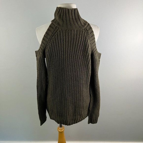 🌿4/$35🌿 REVAMPED Green Knit Turtle Neck Peek-A-Boo Shoulder Sweater (S) - Picture 5 of 8